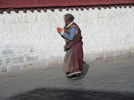 for old woman religion is not easy